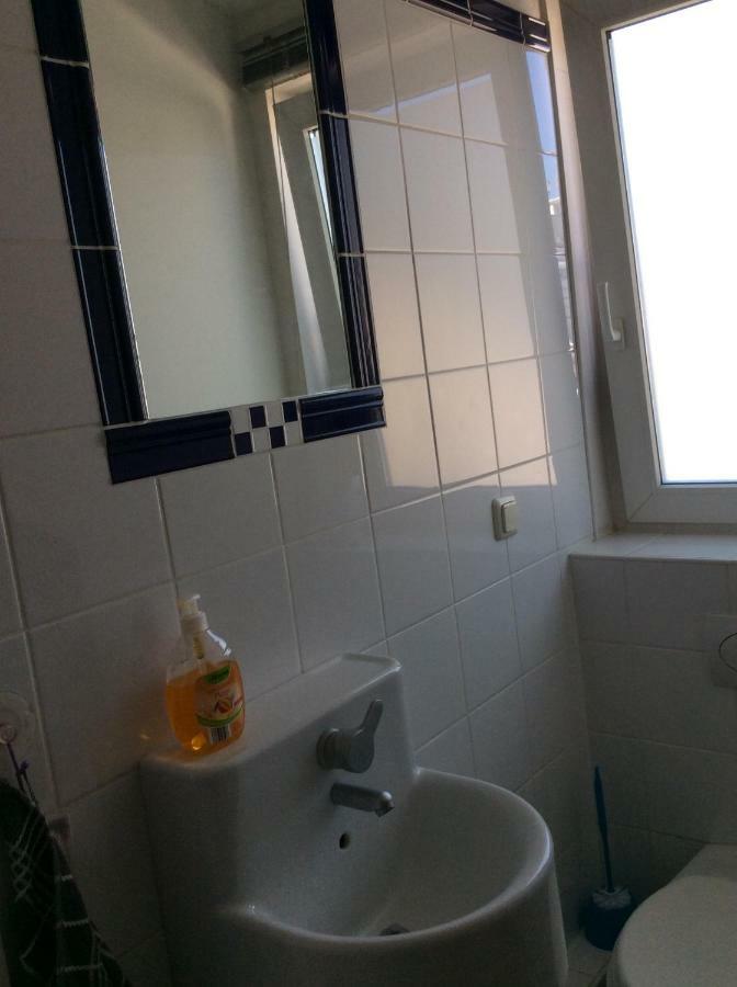 Dachstudio Mit Bad Und Terasse Κολωνία Εξωτερικό φωτογραφία
